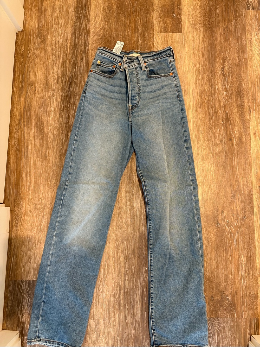 LEVI: Ribcage Straight High-Rise Jeans